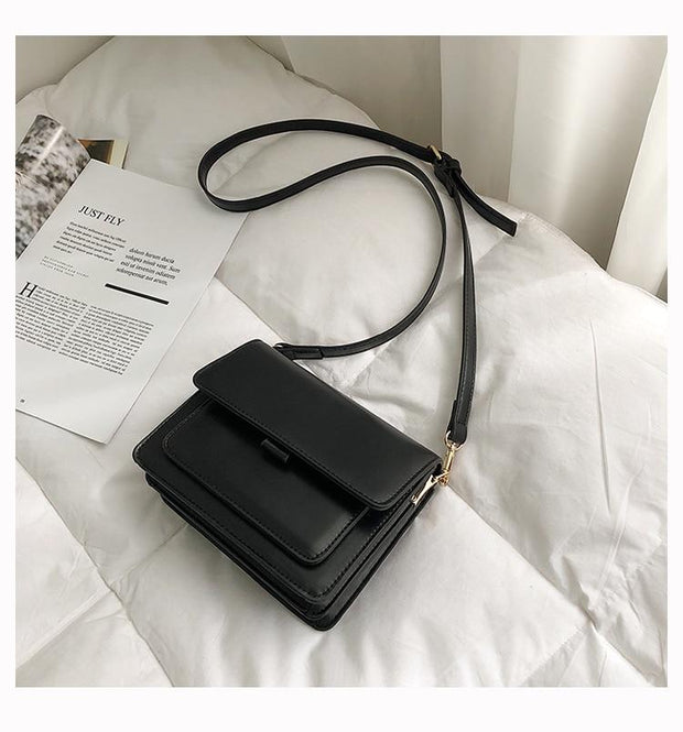 VICTORIA Crossbody