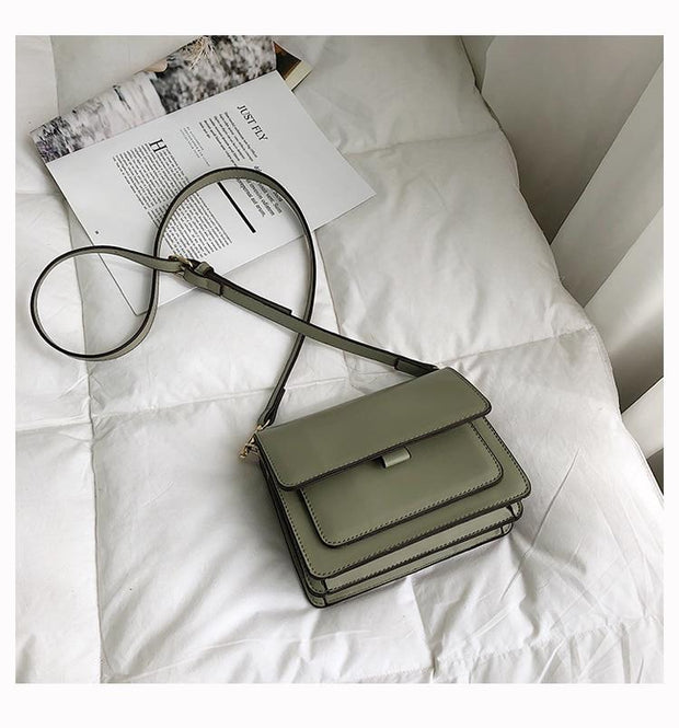 VICTORIA Crossbody