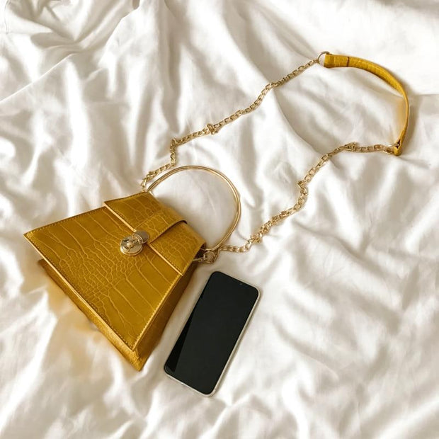 NAOMI Crossbody