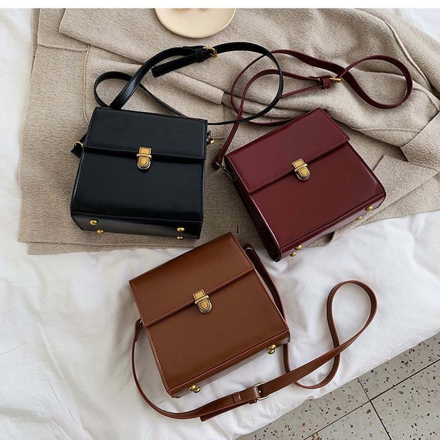 QUINN Crossbody