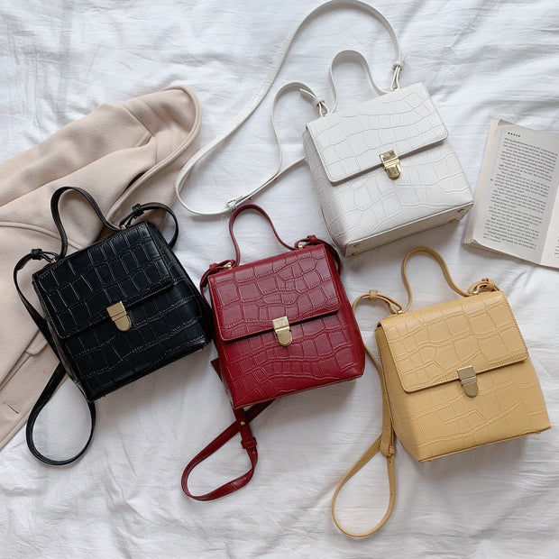 RIVER Crossbody
