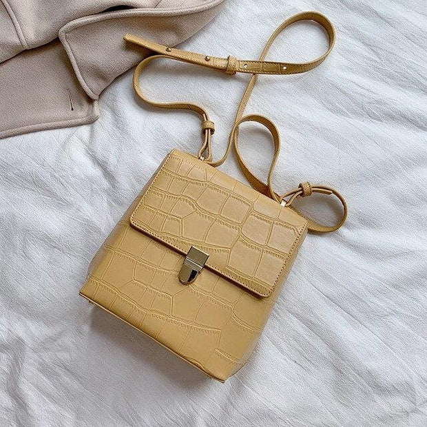 RIVER Crossbody