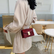 OLIVIA Crossbody